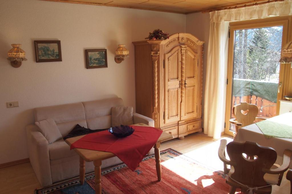 Haus Bergwelt Apartment Grän Стая снимка